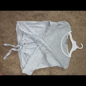 Cropped long sleeve shirt